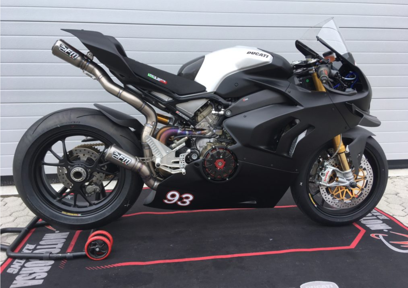 FM-PROJECTS "3/4" steel-Titanium Exhaust for Ducati Panigale V4 / S / Special / R / SP 2018-2024 FMD004RKST/S